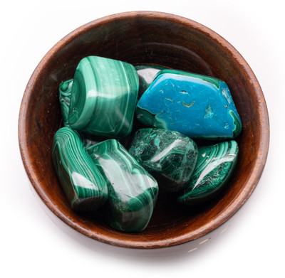 Plus Value Malachite-Tumbled-Wooden-Bowl Regular Asymmetrical Crystal, Quartz Pebbles(Green 300 g)