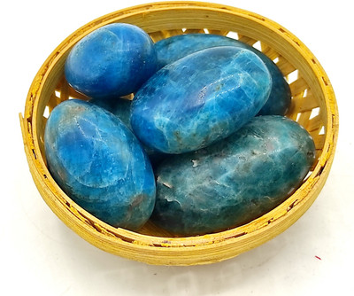 Plus Value 825W8HYS Regular Asymmetrical Crystal, Quartz Stone(Blue 200 g)