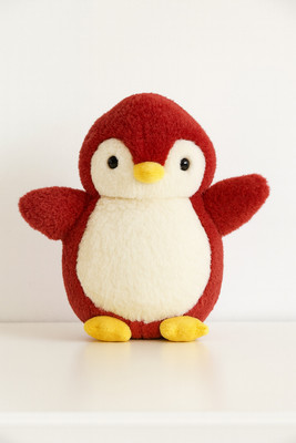Toyingly Plush Fur Penguin Stuffed Animal, Red and White, Soft Cuddly Toy  - 30 cm(Red)
