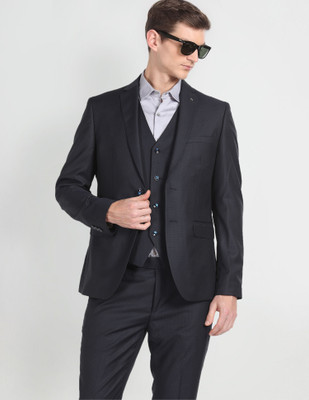 ARROW Tailored Fit 1851 Three Piece Suit Solid Men Suit