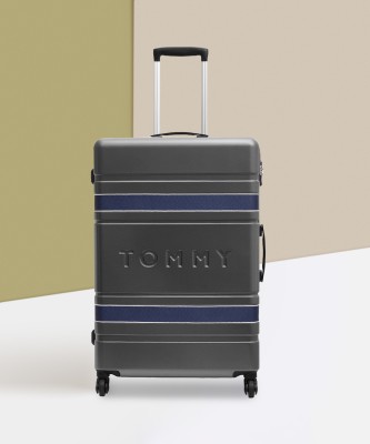 TOMMY HILFIGER Las Vegas Check-in Suitcase 4 Wheels - 30 Inch