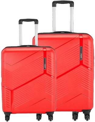 SAFARI Carter 5 year international warranty Luggage Set of 2