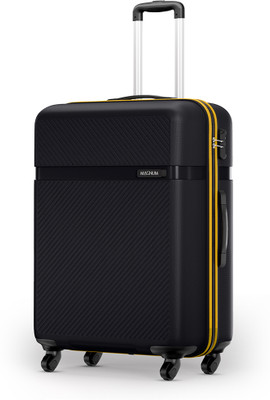 Safari Magnum Fury 66 Check-in Suitcase 4 Wheels - 26 Inches