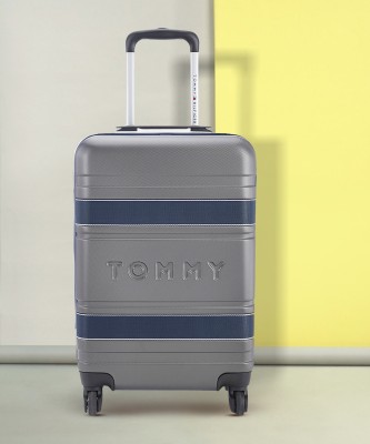 TOMMY HILFIGER Las Vegas Cabin Suitcase 4 Wheels - 23 Inch