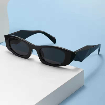 eyevy Cat-eye, Butterfly, Oval Sunglasses(For Men & Women, Black)