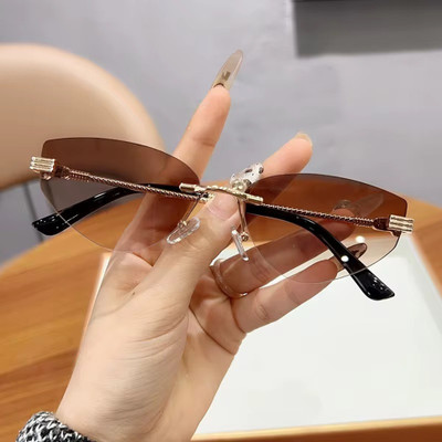 Evoma Cat-eye Sunglasses(For Men & Women, Brown)