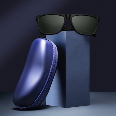 VINCENT CHASE by Lenskart Wayfarer Sunglasses(For Men & Women, Black)