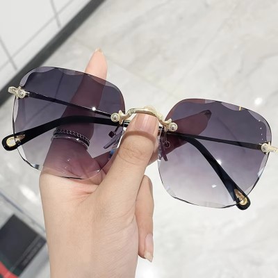 Kalveera Retro Square Sunglasses(For Men & Women, Multicolor)