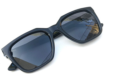 space fusion Wayfarer Sunglasses(For Men & Women, Black)