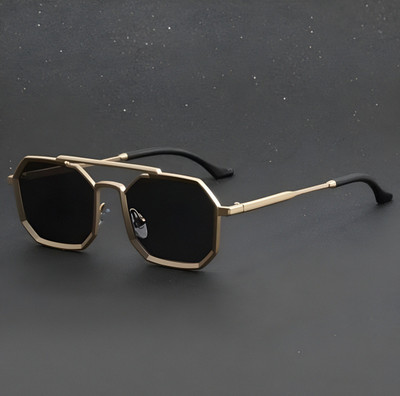 spectaswag Retro Square Sunglasses(For Men & Women, Black)