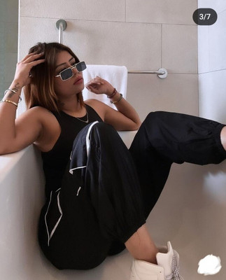 Zeemork Rectangular, Retro Square Sunglasses(For Men & Women, Black)