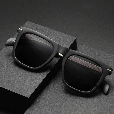 AKAYI Retro Square Sunglasses(For Men, Black)