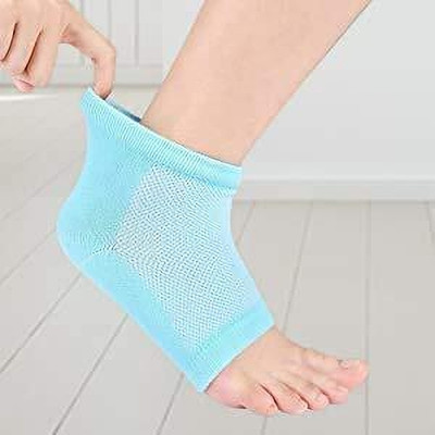 KKNTERPRISE Spa Gel Half Heel Socks Anti Crack Silicon Gel Heel29 Heel Support