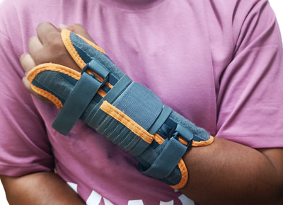 SMIC Wrist & Forearm Splint for Carpal Tunnel Pain Relief Hand Support Brace Wrist Support(Orange)