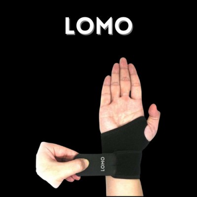 LOMO Wrist wrap with Thumb support Neoprene For Men & Women, Gym & Sports (Black) Wrist Support(Black)