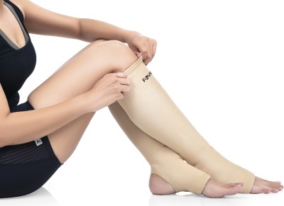 FOVERA Varicose Veins Compression Stockings (Below Knee), for Men & Women (XL, 1 Pair) Heel Support(Beige)