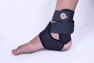 Oliver Adjustable Ankle Support Compression Brace Ankle Support(Black)