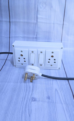 cromium extesion bord 2shocket +2switch 2  Socket Extension Boards(White, 4 m)