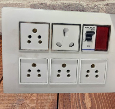 BAHUL SMALL PLUG EXTENSION 1000WATT CAPACITY 5  Socket Extension Boards(White, 4 m)