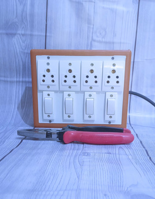 Exboma extesion bord 4shocket + heavy plass read 4  Socket Extension Boards(Brown, 4 m)