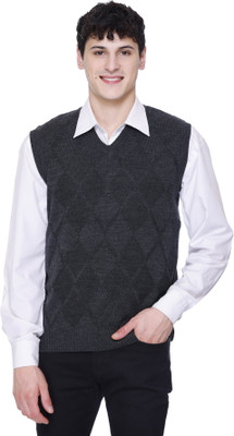 aarbee Solid V Neck Casual Men Black Sweater