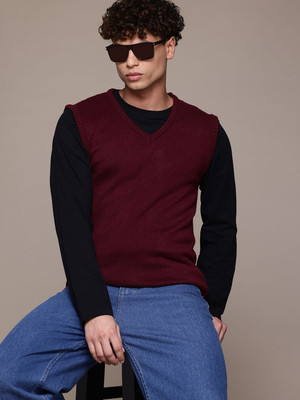 Roadster Solid V Neck Casual Men Brown Sweater