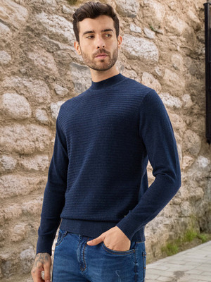 Status Quo Self Design Round Neck Casual Men Dark Blue Sweater