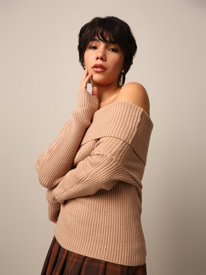 ONLY Solid Off Shoulder Casual Women Beige Sweater