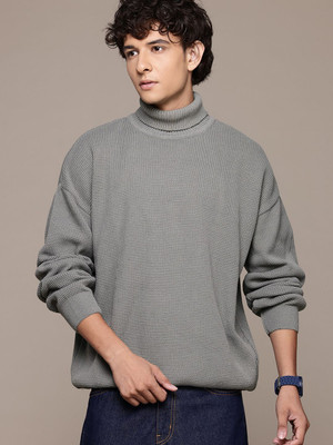 Roadster Self Design Turtle Neck Casual Men Black Sweater
