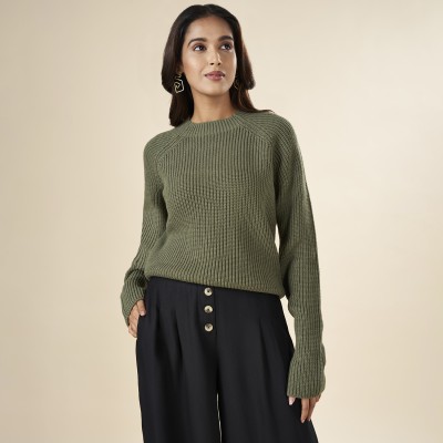 Akkriti by Pantaloons Solid Round Neck Casual Women Green Sweater