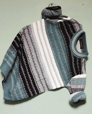 ssz Self Design Round Neck Casual Men Blue, Black Sweater