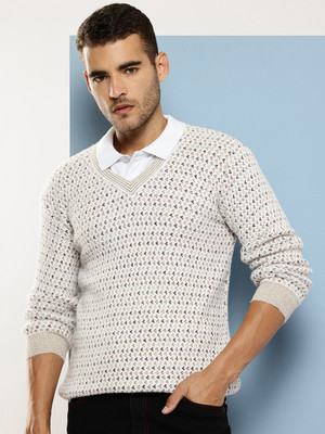 Roadster Solid V Neck Casual Men Brown Sweater