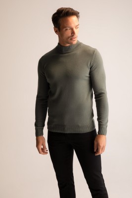 defacto Solid Round Neck Casual Men Dark Green Sweater