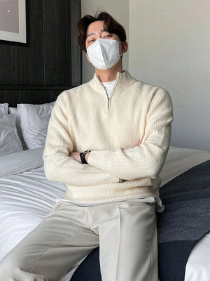 COLORCHAKRA Self Design High Neck Casual Men White Sweater