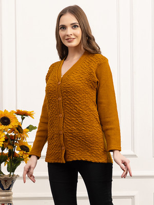 dadu dayal Self Design V Neck Party Women Yellow Sweater