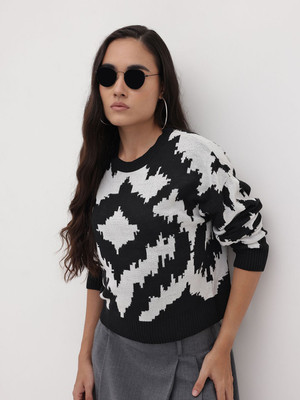 Roadster Self Design Round Neck Casual Women Black Sweater