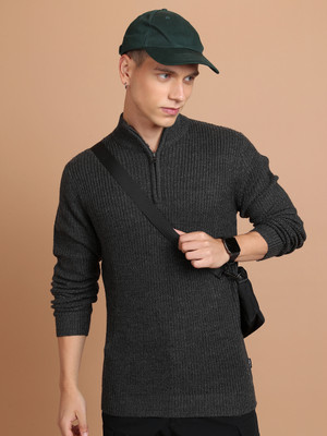 HIGHLANDER Solid High Neck Casual Men Black Sweater
