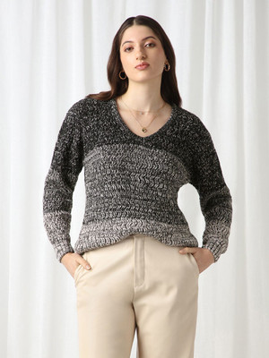 Globus Self Design V Neck Casual Women Black Sweater