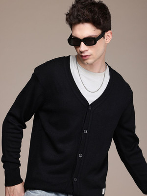 WROGN Solid V Neck Casual Men Black Sweater