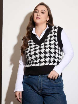 SASSAFRAS Curve Houndstooth V Neck Casual Women Black, White Sweater