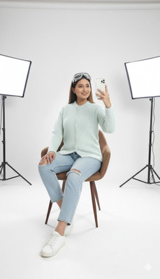 FASHIONLOOK Self Design Round Neck Casual Women Light Green Sweater