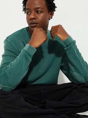 MAX Solid Round Neck Casual Men Green Sweater