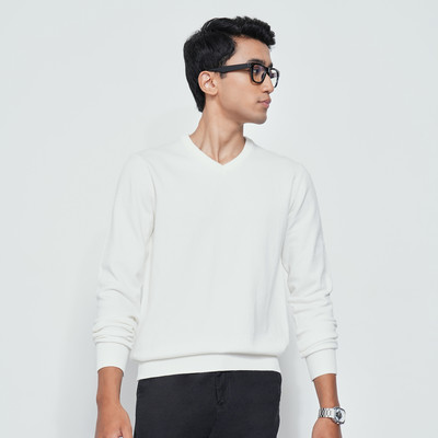 Peregrine by Pantaloons Solid Round Neck Casual Men White Sweater