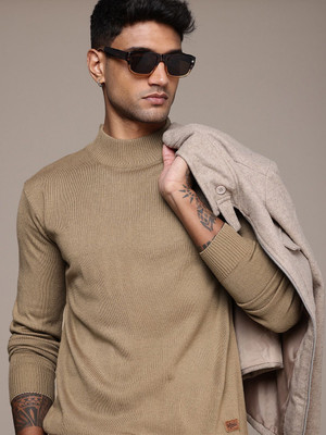 Roadster Solid Turtle Neck Casual Men Brown Sweater