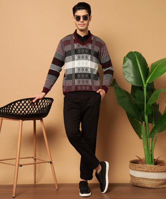 CANBLAR Self Design V Neck Casual Men Maroon Sweater