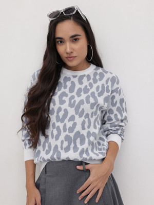 Roadster Self Design Round Neck Casual Women White Sweater