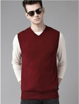 Roadster Solid V Neck Casual Men Maroon Sweater