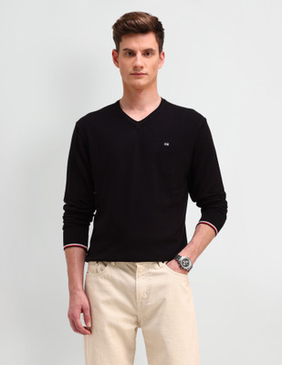Arrow Sport Self Design V Neck Casual Men Black Sweater