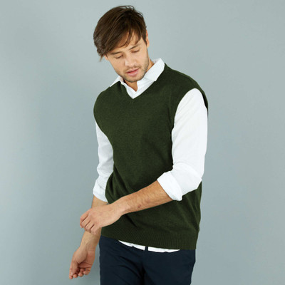 BASE 41 Solid V Neck Casual Men Green Sweater