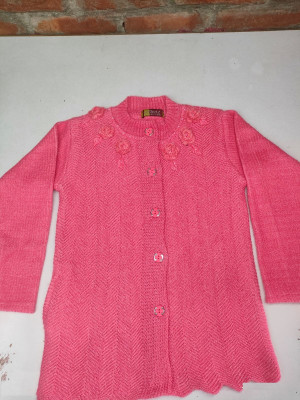 Sumit Knitwears Printed Round Neck Casual Women Pink Sweater